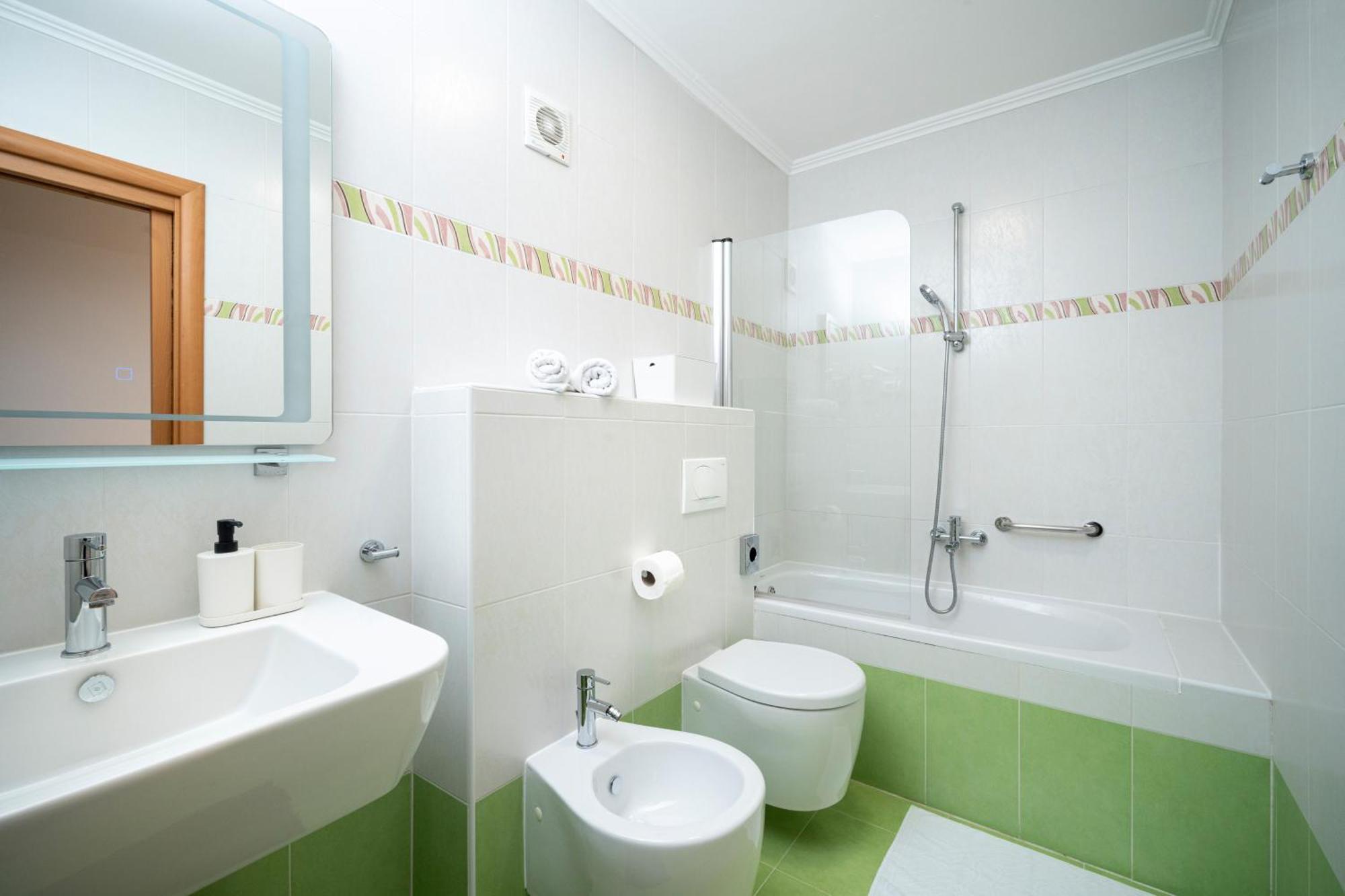 Humagum Sea View Apartment - Garden Palace Umag Bagian luar foto
