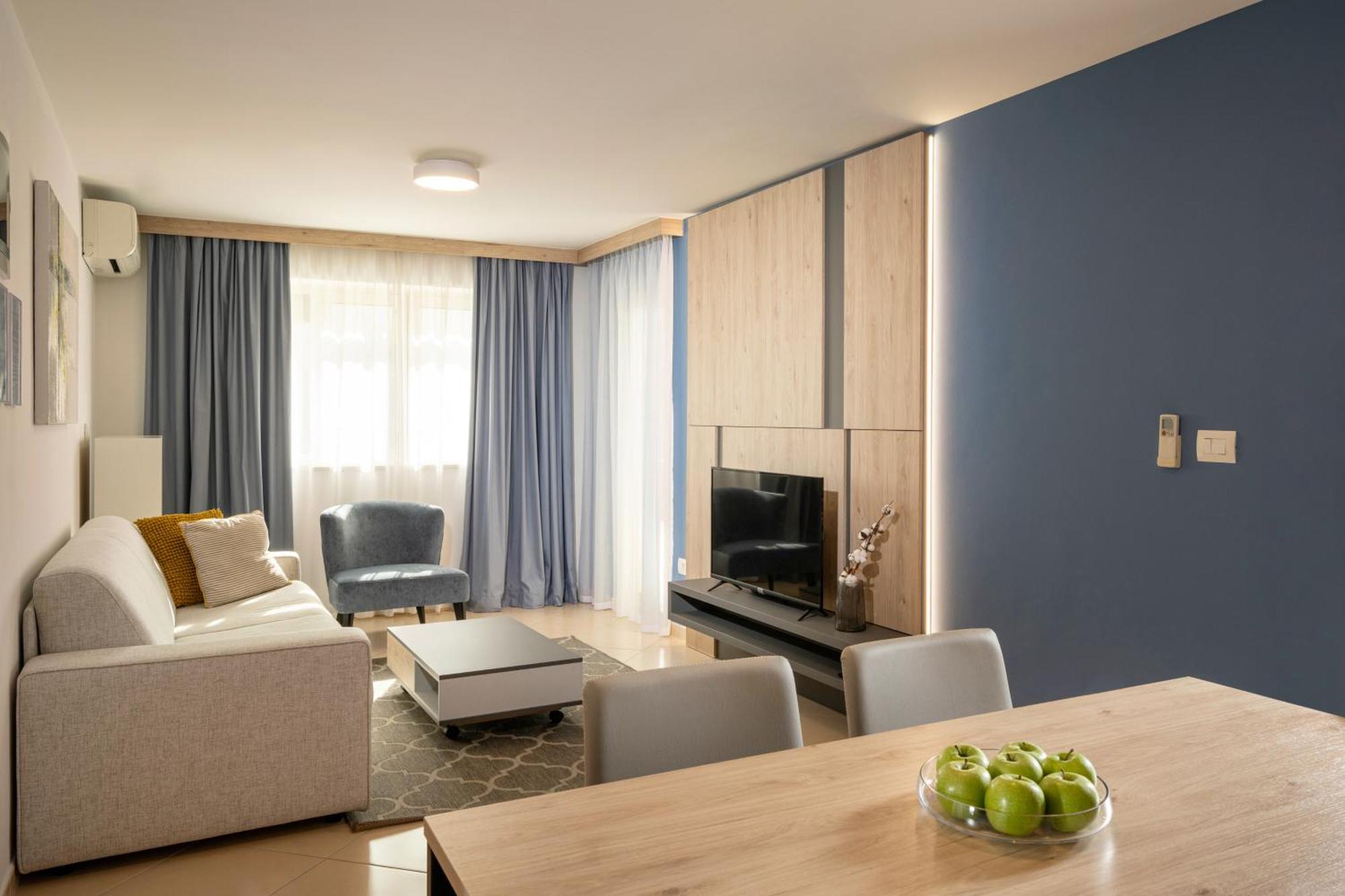 Humagum Sea View Apartment - Garden Palace Umag Bagian luar foto